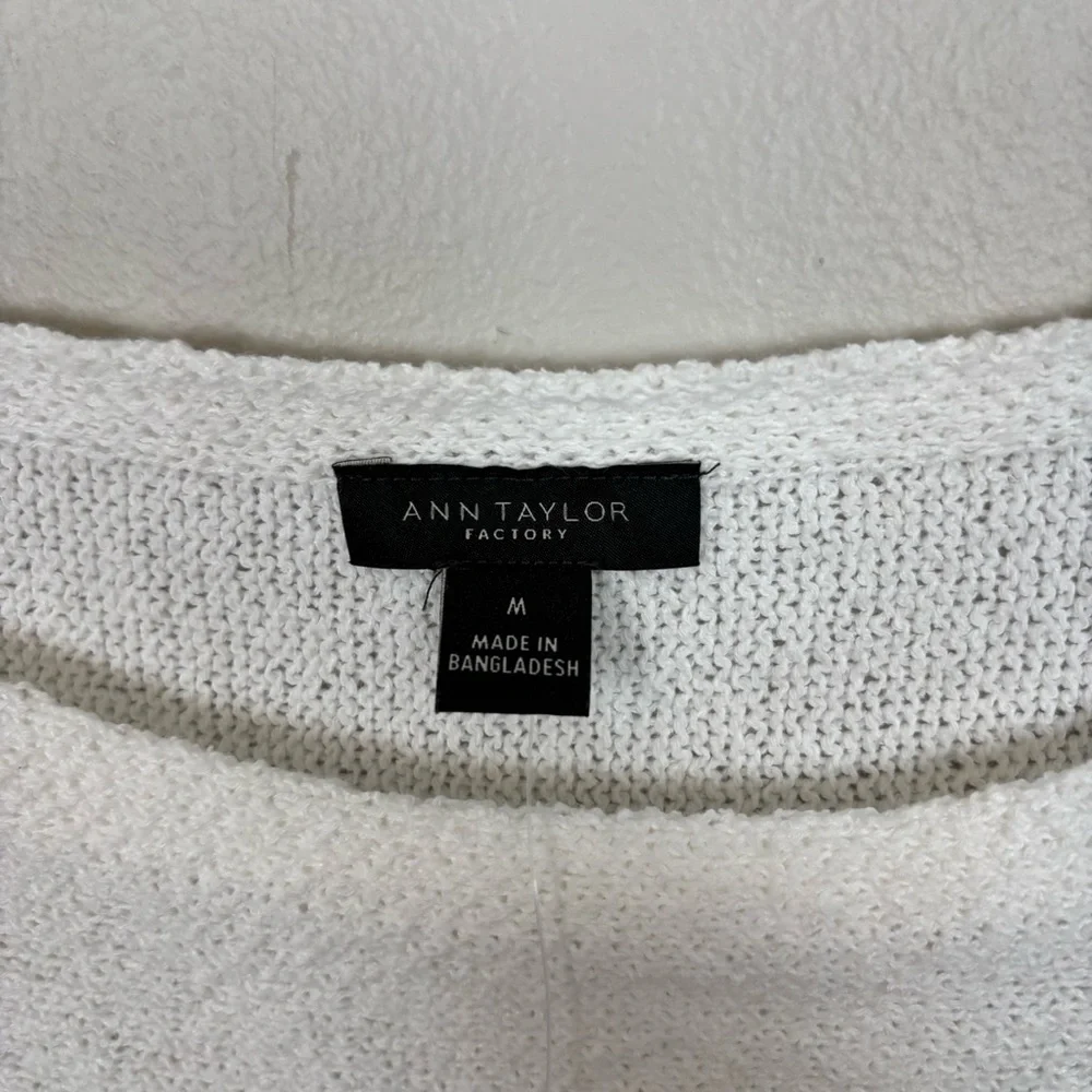 Ann Taylor Factory Top Womens Med White Breathable Lightweight Blouse Sweater - Picture 8 of 11